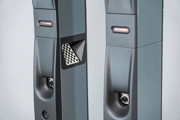 Стенд сход-развал ТехноВектор 8 T 8218 Стенд сход-развал ТехноВектор 8 T 8218