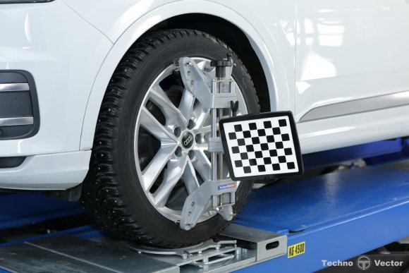 Стенд сход-развал 3D ТехноВектор T 7204 HAS Стенд сход-развал 3D ТехноВектор T 7204 HAS