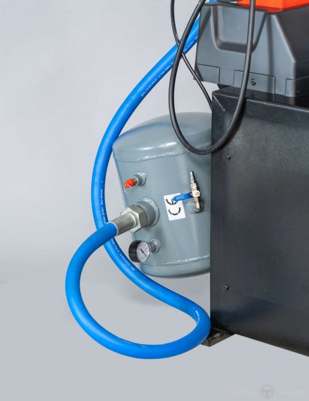 Автоматический шиномонтажный станок TM7A (380В) RED Автоматический шиномонтажный станок TM7A (380В) RED