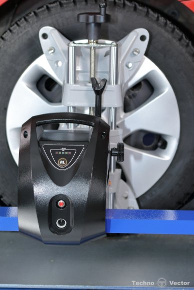 Кордовый стенд сход-развал ТехноВектор 4 4216 Кордовый стенд сход-развал ТехноВектор 4 4216