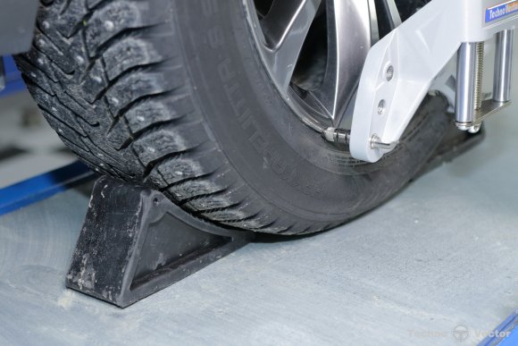 Стенд сход-развал 3D Free Motion ТехноВектор 6 6202 Стенд сход-развал 3D Free Motion ТехноВектор 6 6202