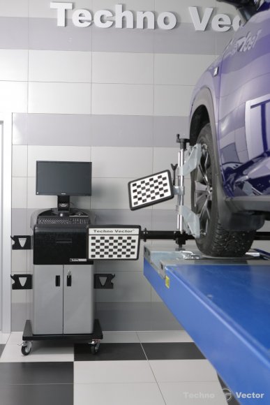 Стенд сход-развал 3D Free Motion ТехноВектор 6 T 6202 Стенд сход-развал 3D Free Motion ТехноВектор 6 T 6202