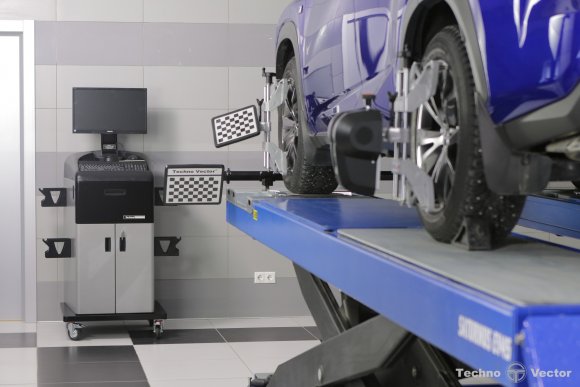 Стенд сход-развал 3D Free Motion ТехноВектор 6 T 6202 Стенд сход-развал 3D Free Motion ТехноВектор 6 T 6202