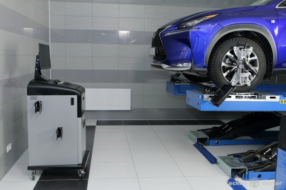 Стенд сход-развал 3D Free Motion ТехноВектор 6 T 6202 Стенд сход-развал 3D Free Motion ТехноВектор 6 T 6202