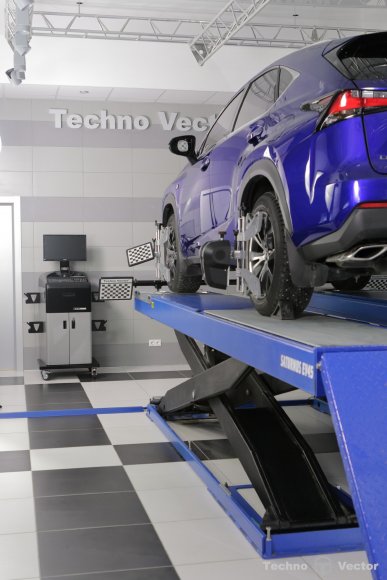 Стенд сход-развал 3D Free Motion ТехноВектор 6 T 6202 Стенд сход-развал 3D Free Motion ТехноВектор 6 T 6202