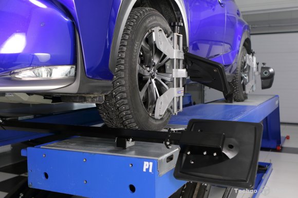 Стенд сход-развал 3D Free Motion ТехноВектор 6 T 6202 Стенд сход-развал 3D Free Motion ТехноВектор 6 T 6202